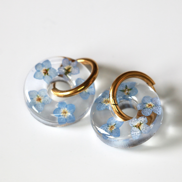 Creoles With Resin Charm - Myosotis Forget-Me-Not – Astible