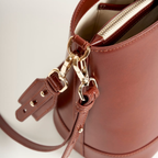 Marlon M - Cross Body Recycled Leather Bag – Cognac – Maradji