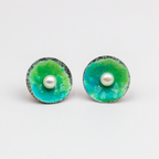 Enameled Disk With Stud Earring  – MUKE Goldsmiths
