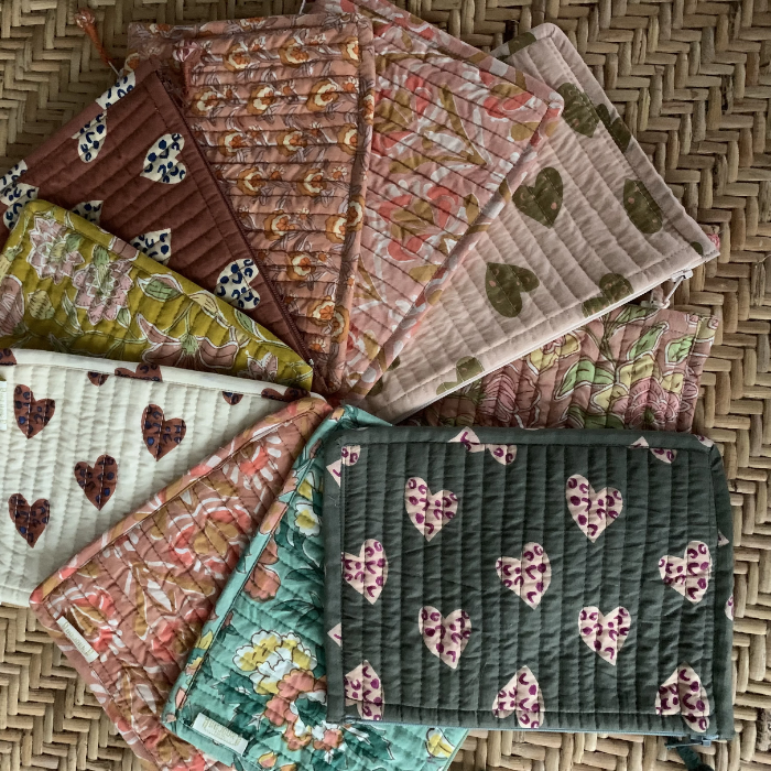 Hearts - Quilted Flat Pouch – Bonheur du Jour
