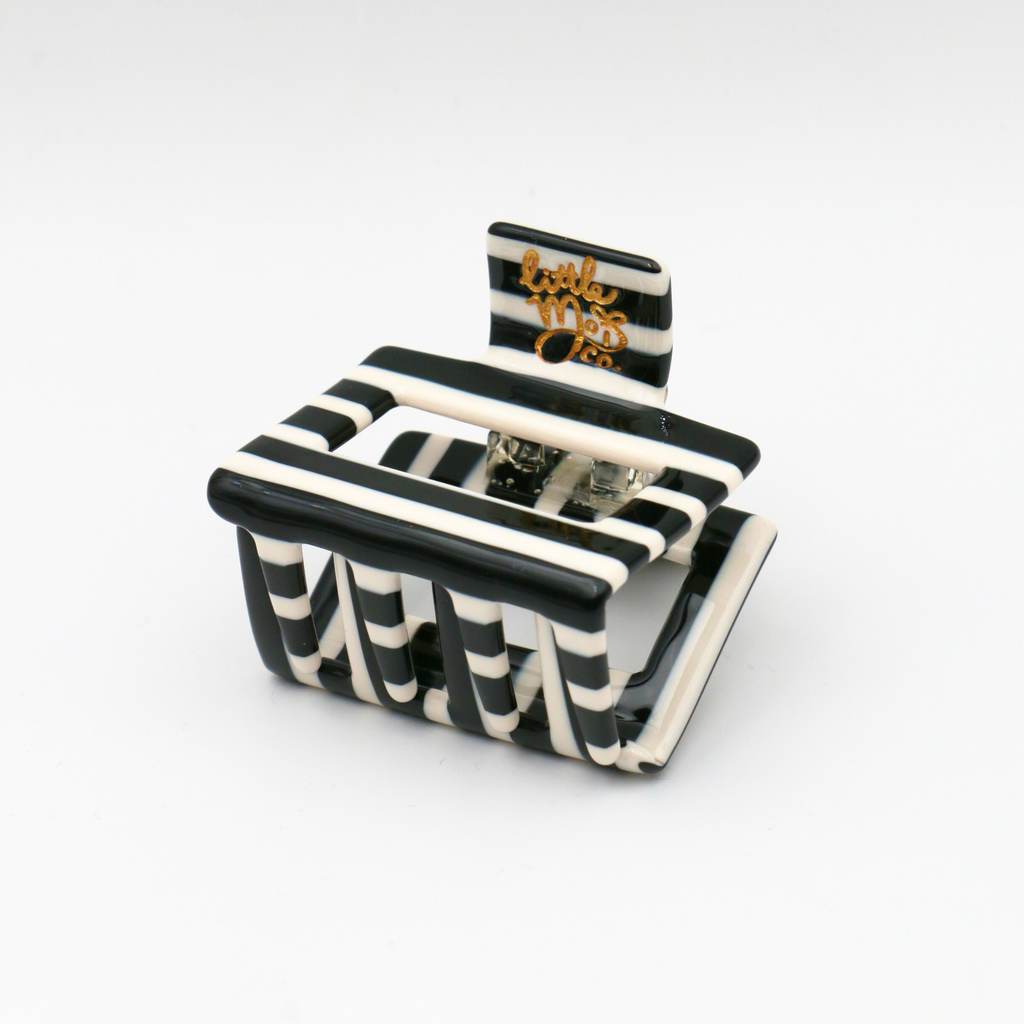 Medium Hair Claw Square- Little Moi Co