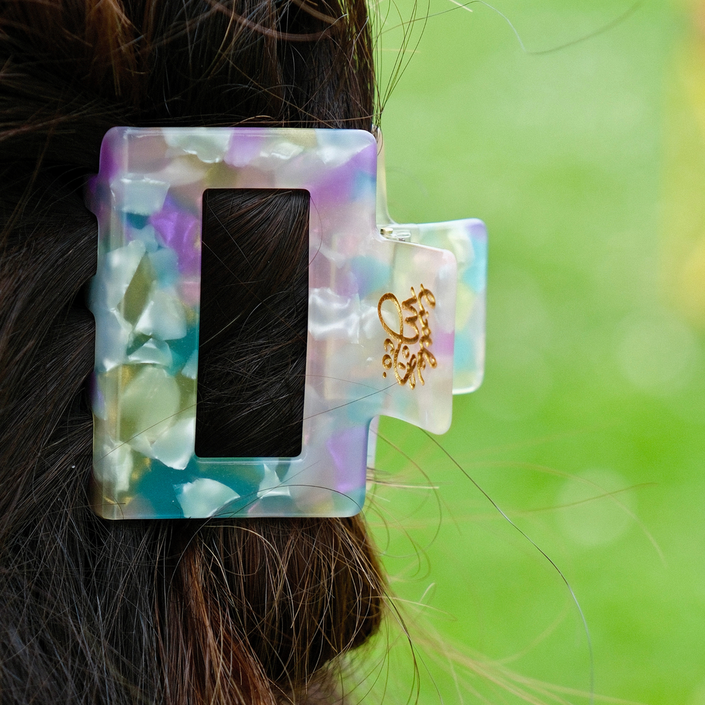 Medium Hair Claw Square- Little Moi Co