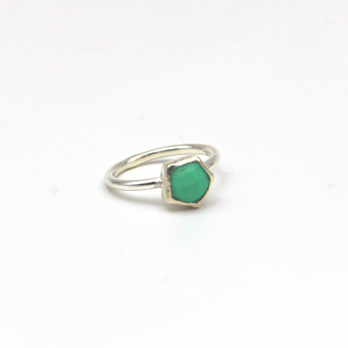 Chrysoprase Pentagon Ring – Sterling Silver – Tudorlily