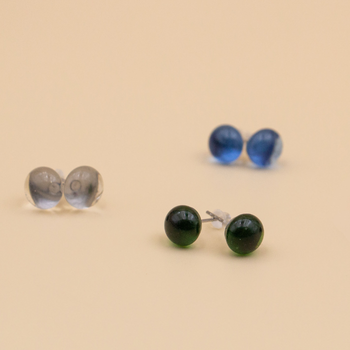 Pebbles Glass Stud Earring - Diatomée Verre