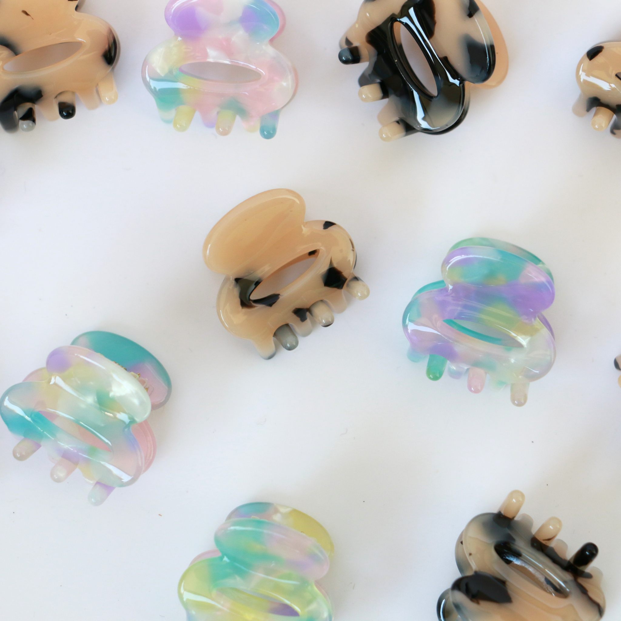Tiny Hair Claw Trumpet - Little Moi Co