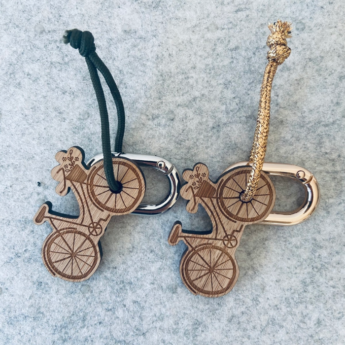 Wooden Flower Bike Keychain – Birch Wood Keyring – Les Petites Hirondelles